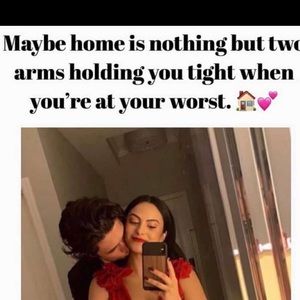 Meet your Posher, Alaura